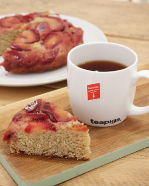 spiced winter red tea upside down cake | teapigs